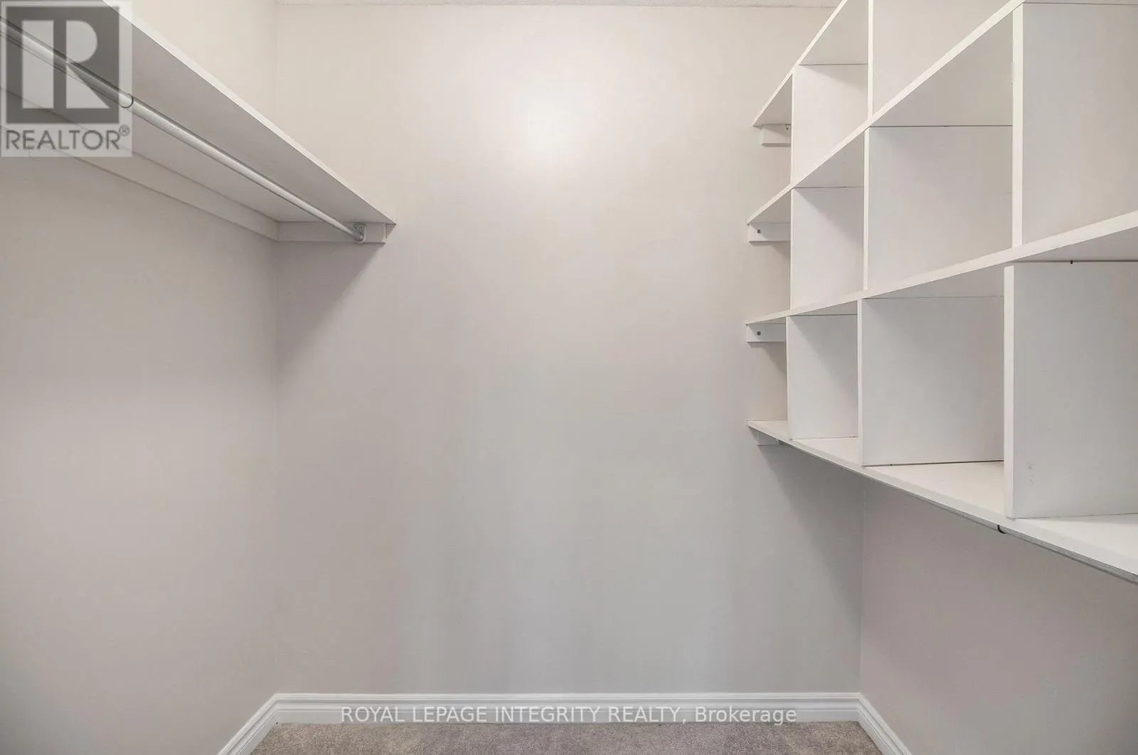 2080 MELETTE CRESCENT