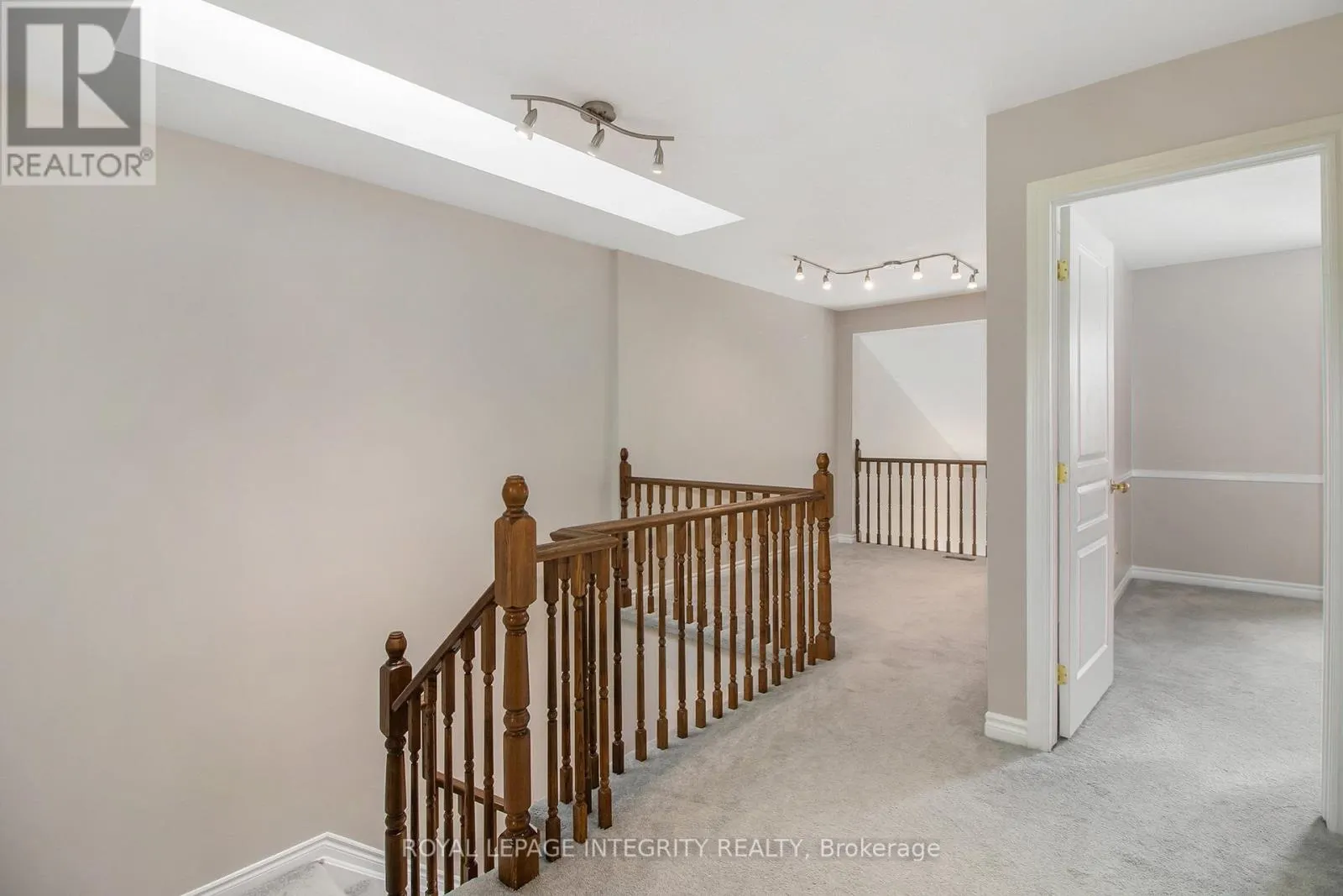 2080 MELETTE CRESCENT