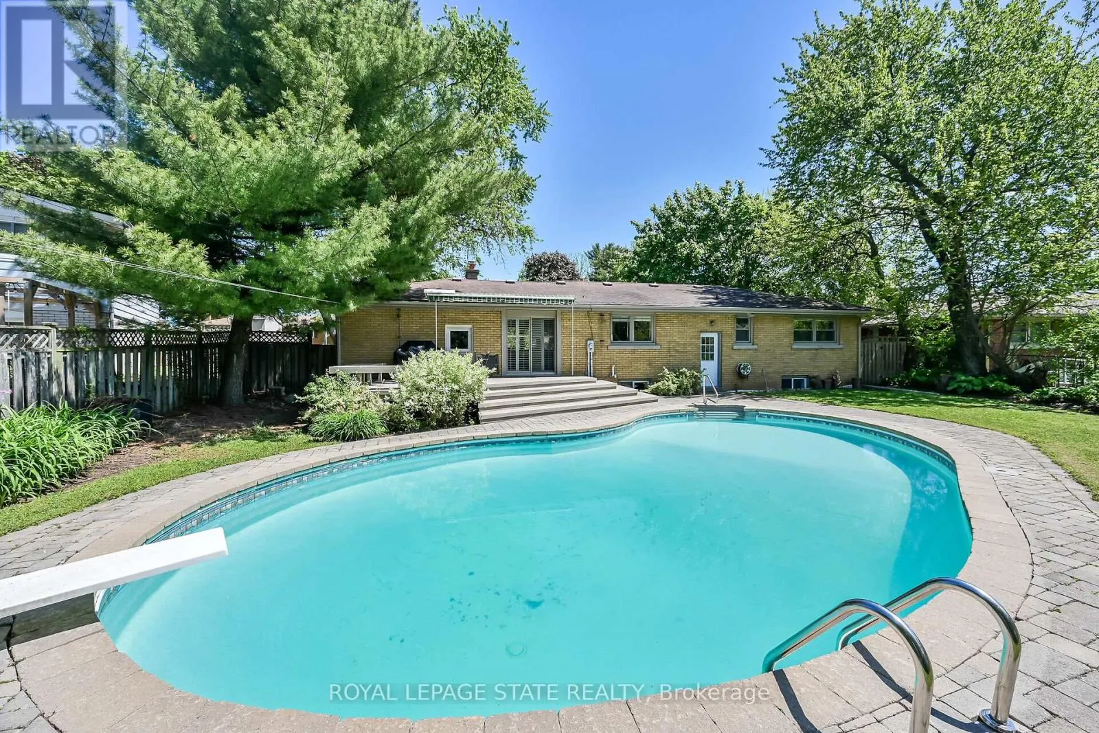 128 ONEIDA BOULEVARD