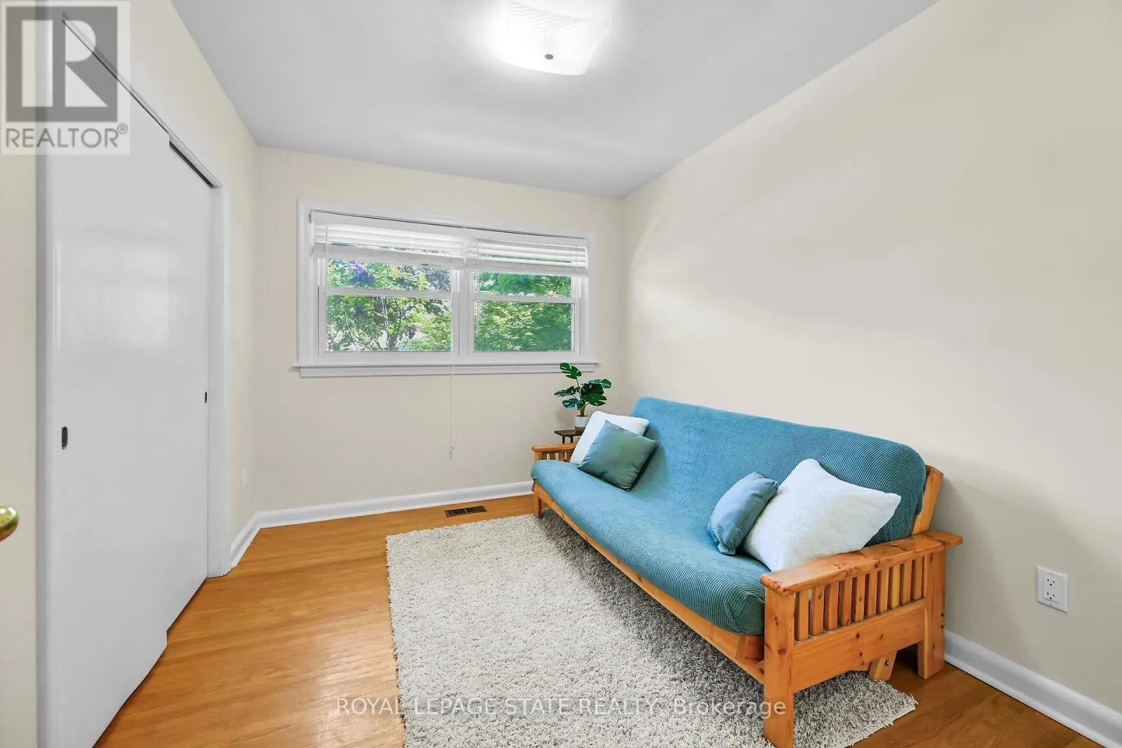 128 ONEIDA BOULEVARD