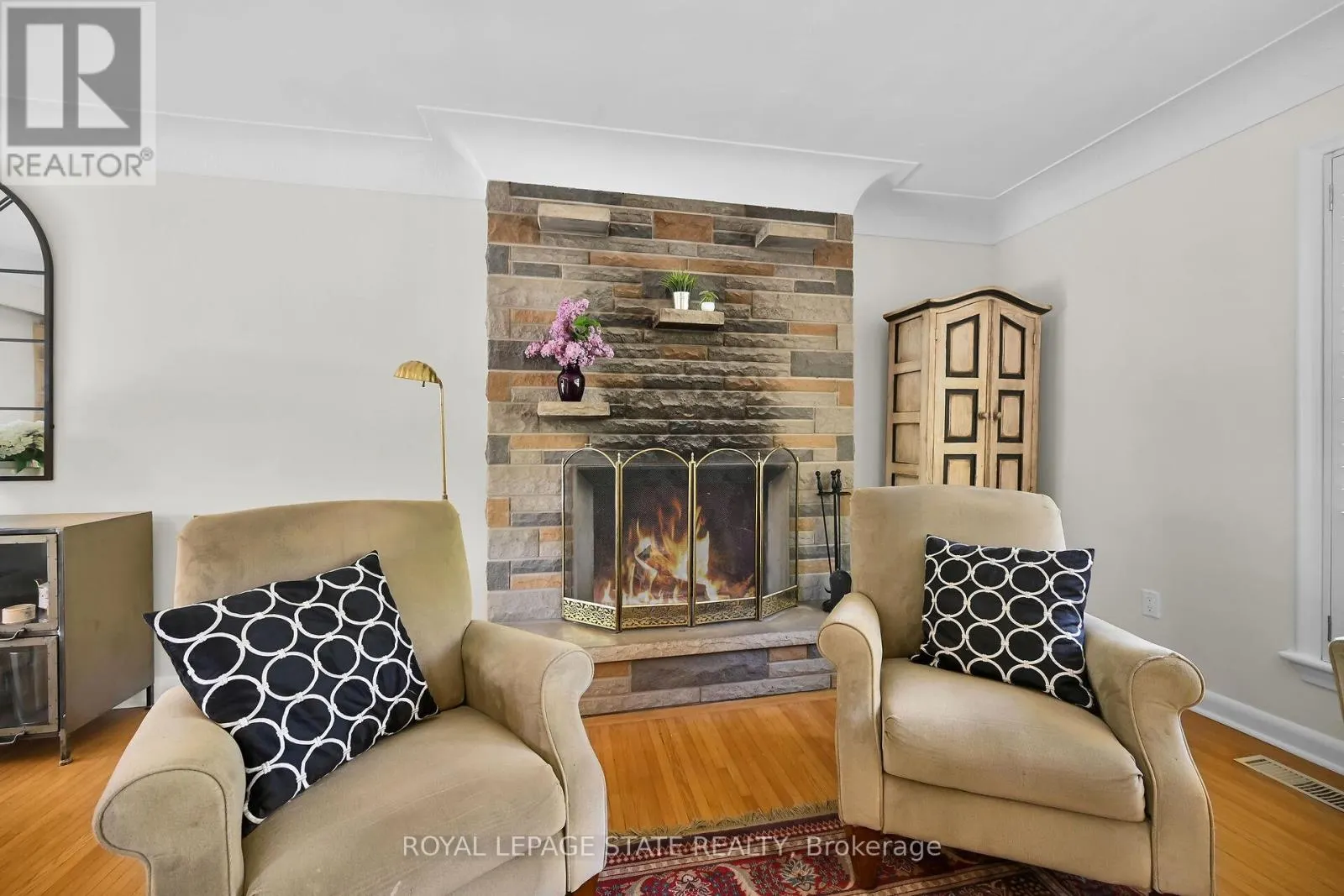 128 ONEIDA BOULEVARD