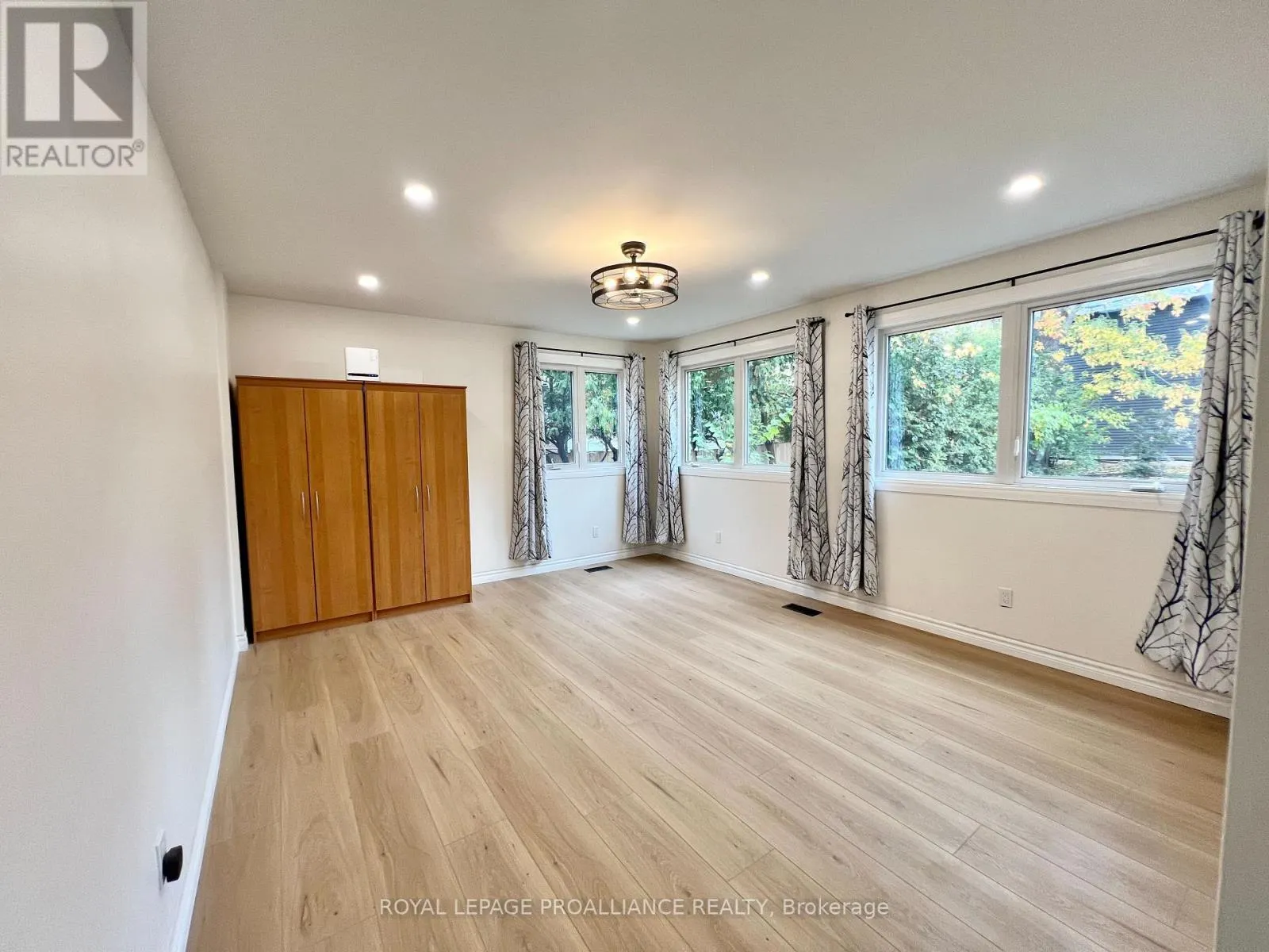 B - 220 FOSTER AVENUE, #B