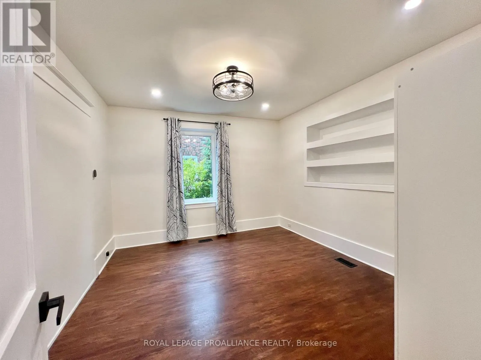 B - 220 FOSTER AVENUE, #B