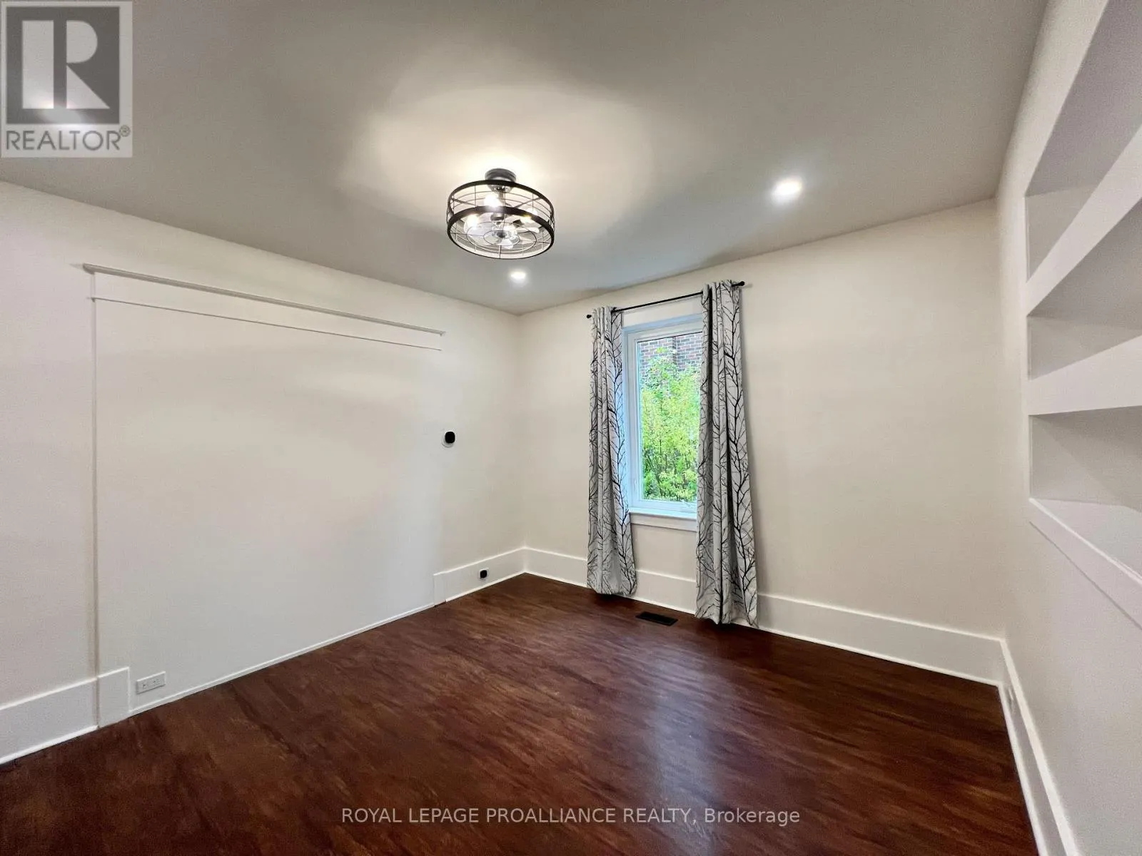 B - 220 FOSTER AVENUE, #B