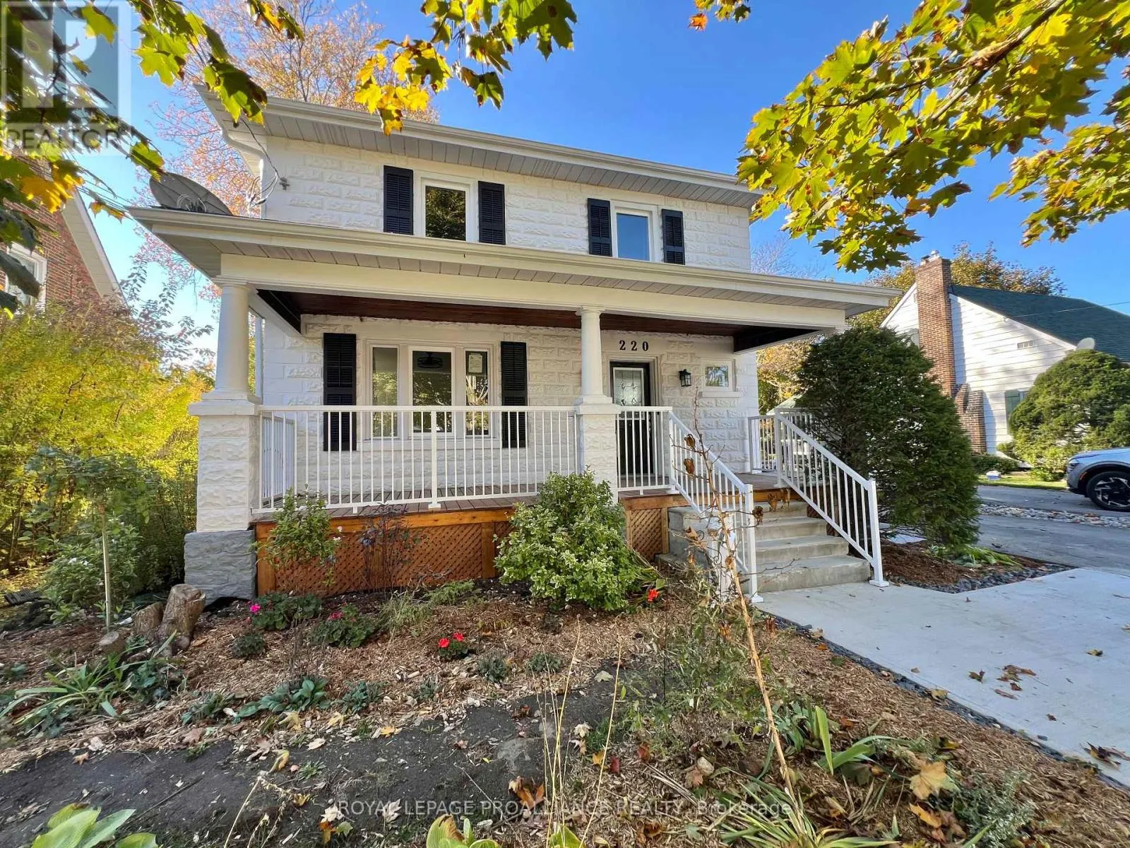 B - 220 FOSTER AVENUE, #B