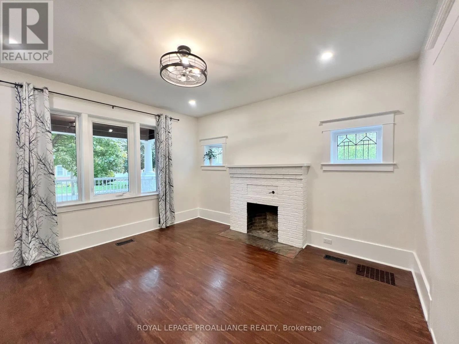 B - 220 FOSTER AVENUE, #B