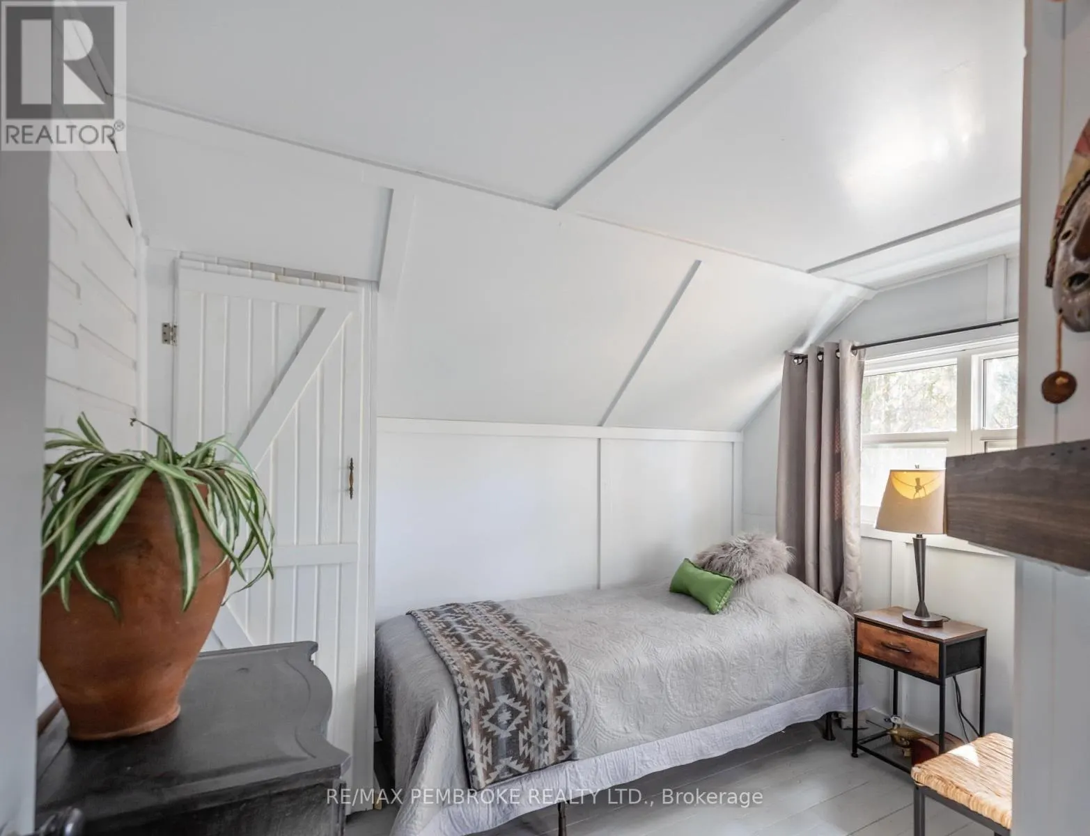 127 ALEXANDRA STREET