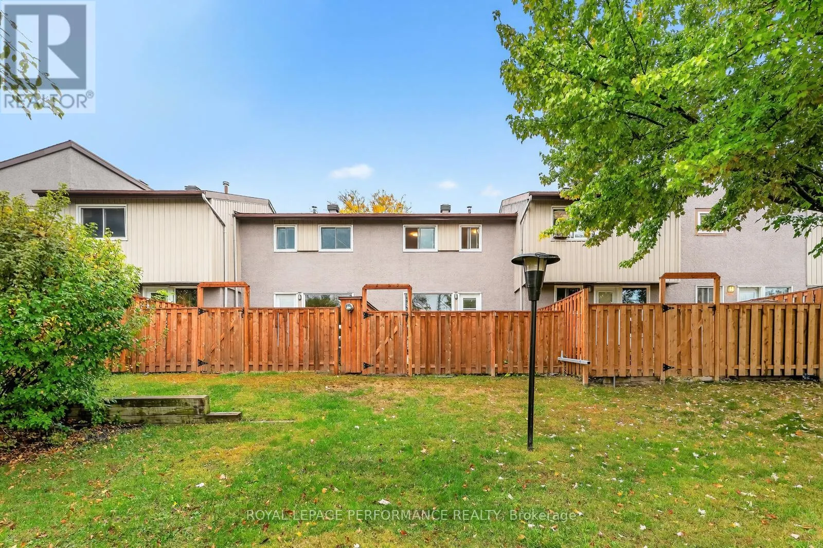 118 - 176 WOODFIELD DRIVE