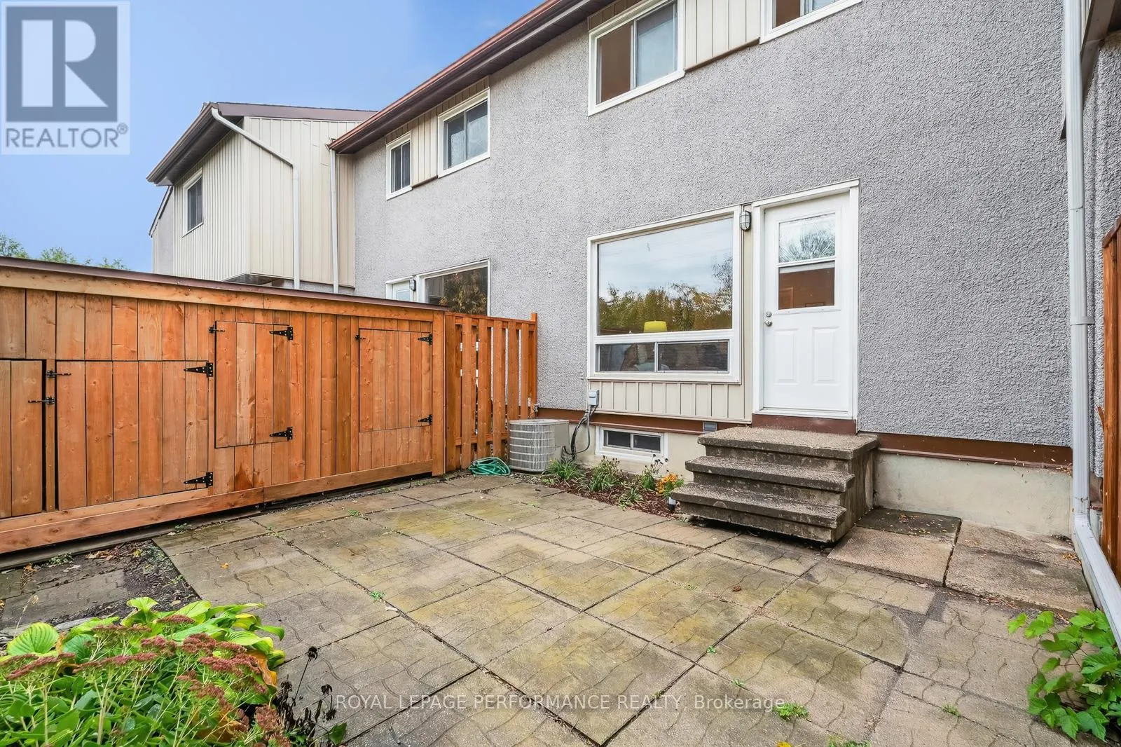 118 - 176 WOODFIELD DRIVE