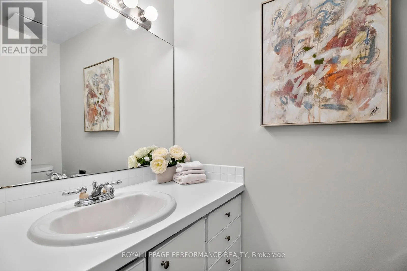 118 - 176 WOODFIELD DRIVE