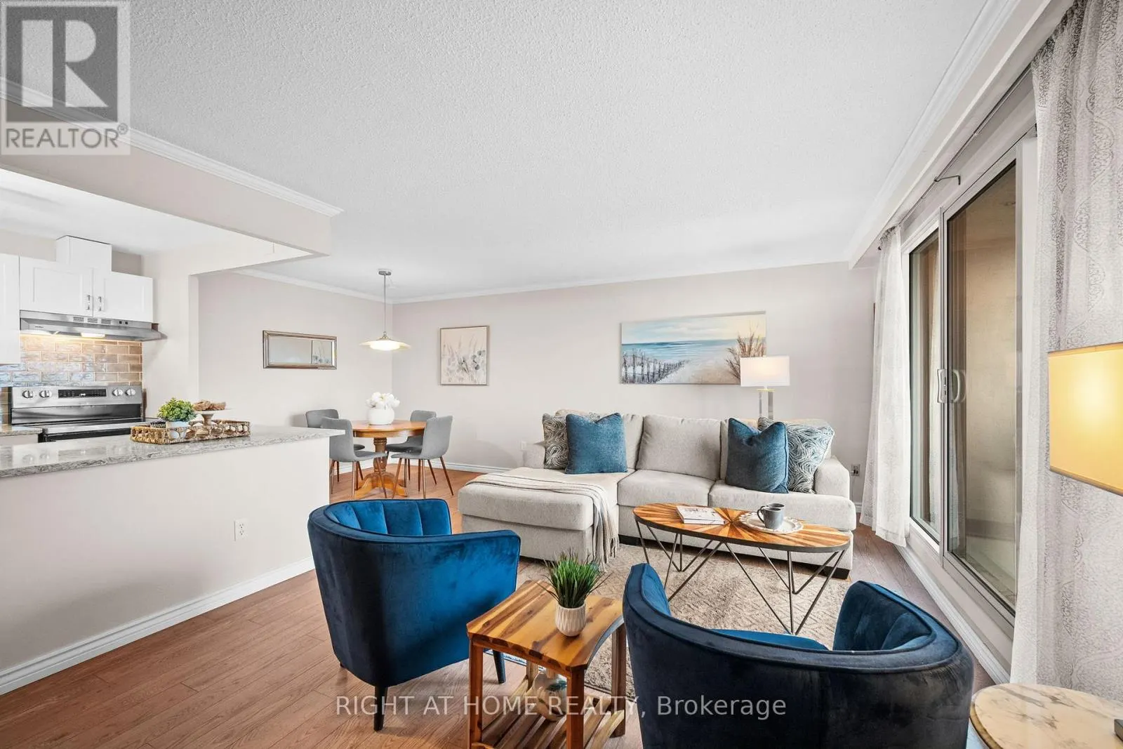 1006 - 1025 RICHMOND ROAD