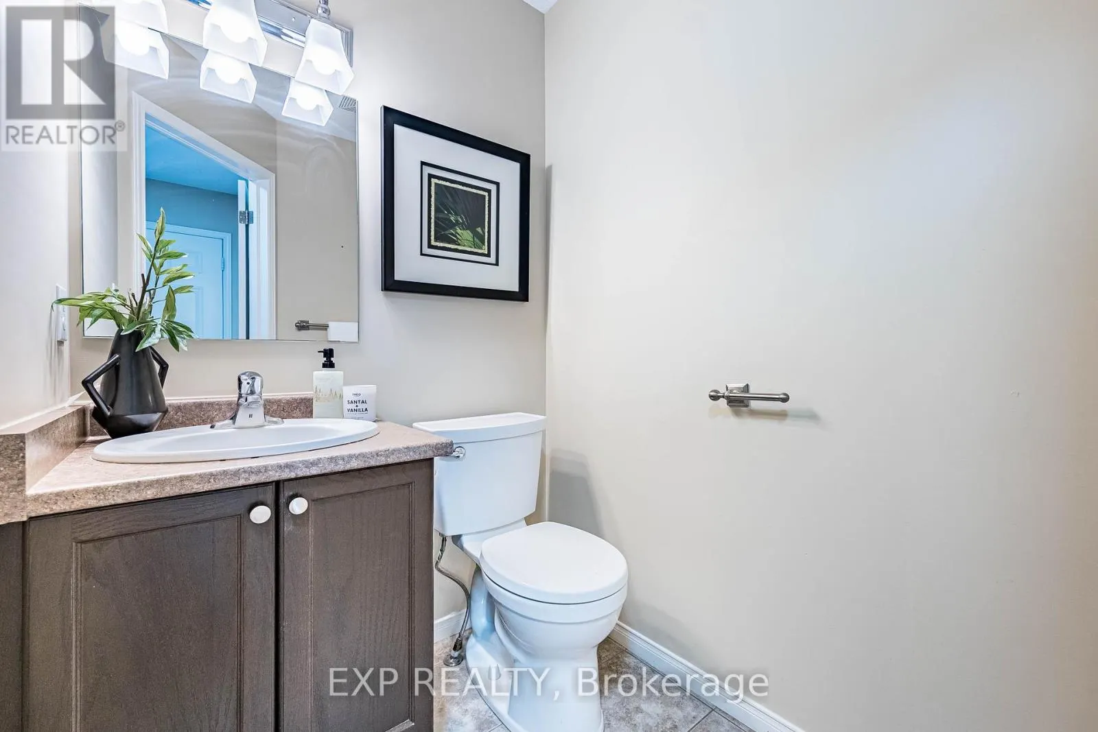 1 - 42 FALLOWFIELD DRIVE