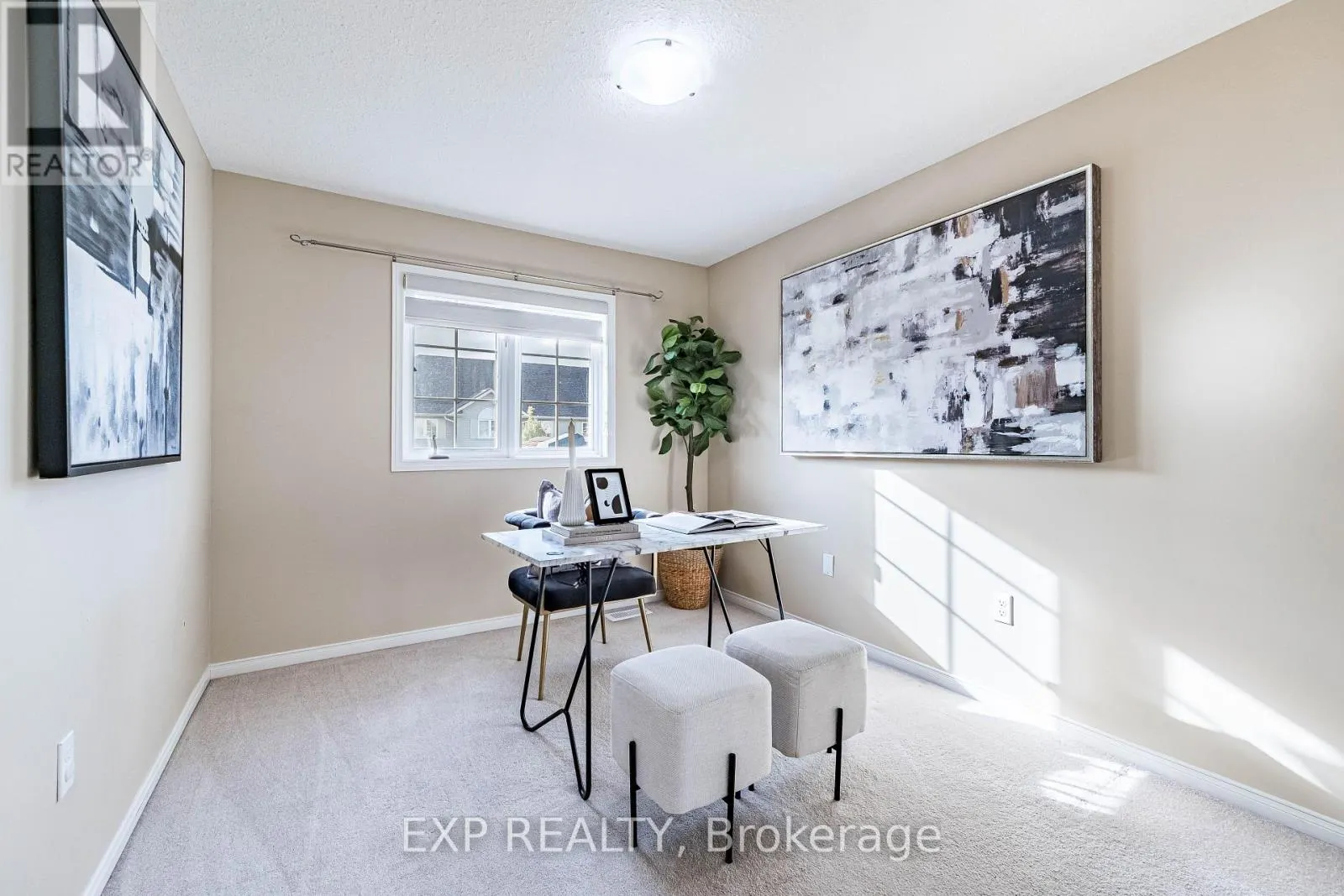 1 - 42 FALLOWFIELD DRIVE