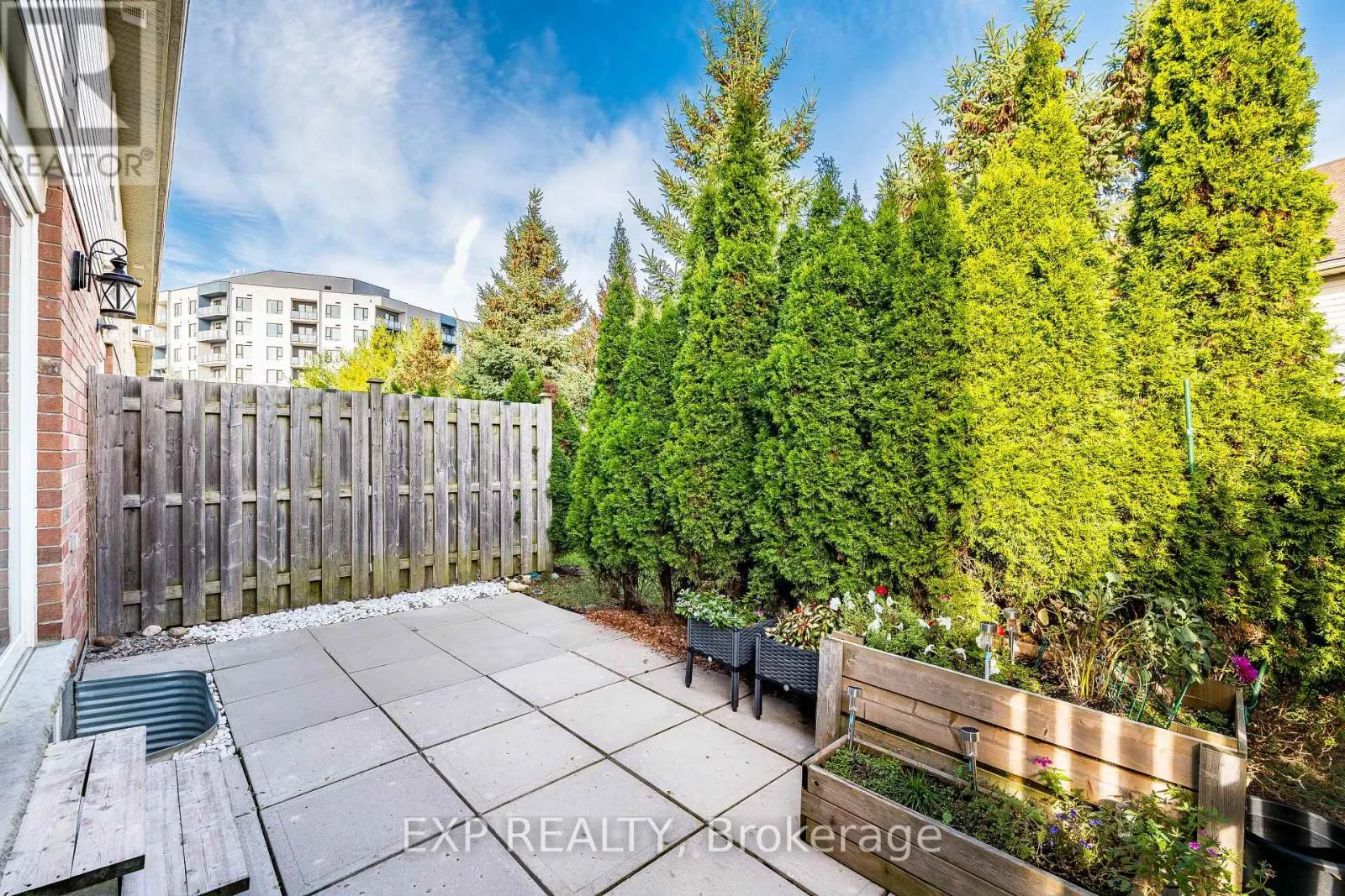 1 - 42 FALLOWFIELD DRIVE