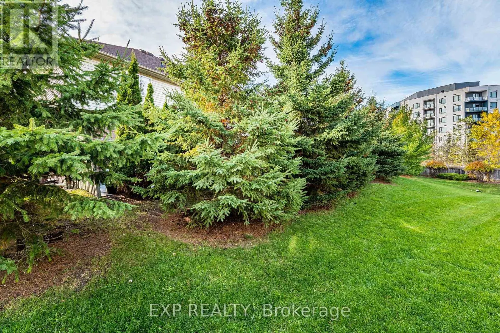 1 - 42 FALLOWFIELD DRIVE