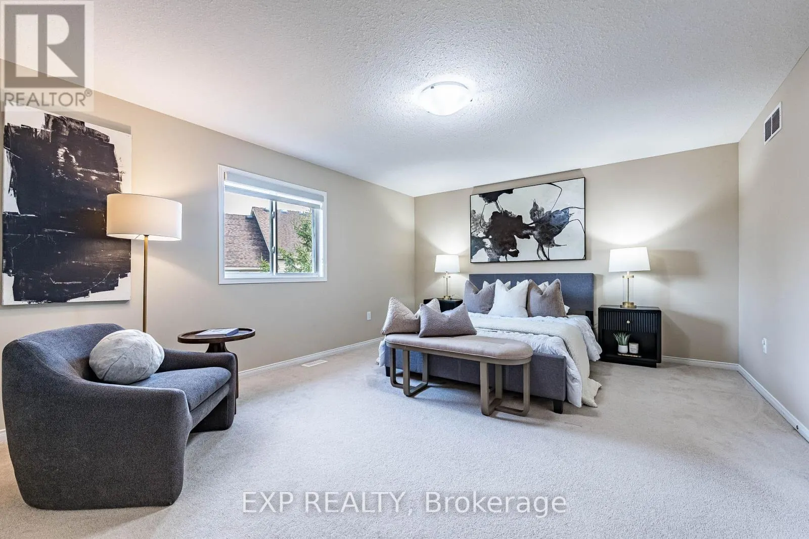 1 - 42 FALLOWFIELD DRIVE