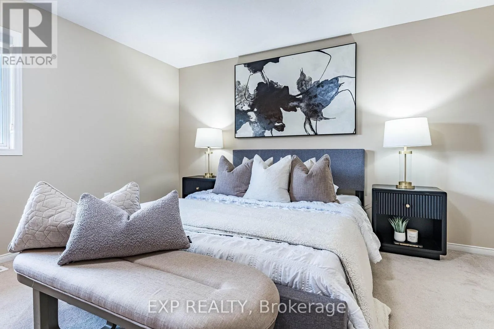 1 - 42 FALLOWFIELD DRIVE