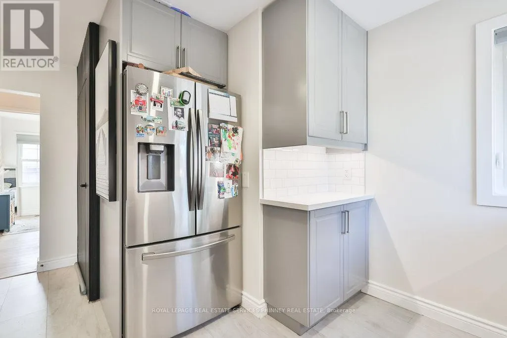 UPPER - 47 CASTLEFIELD DRIVE