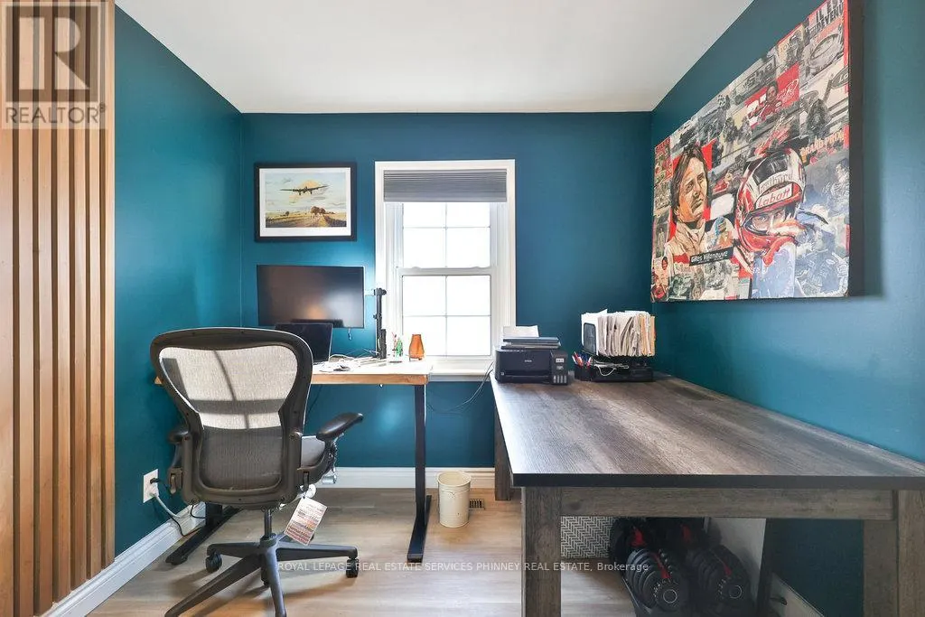 UPPER - 47 CASTLEFIELD DRIVE