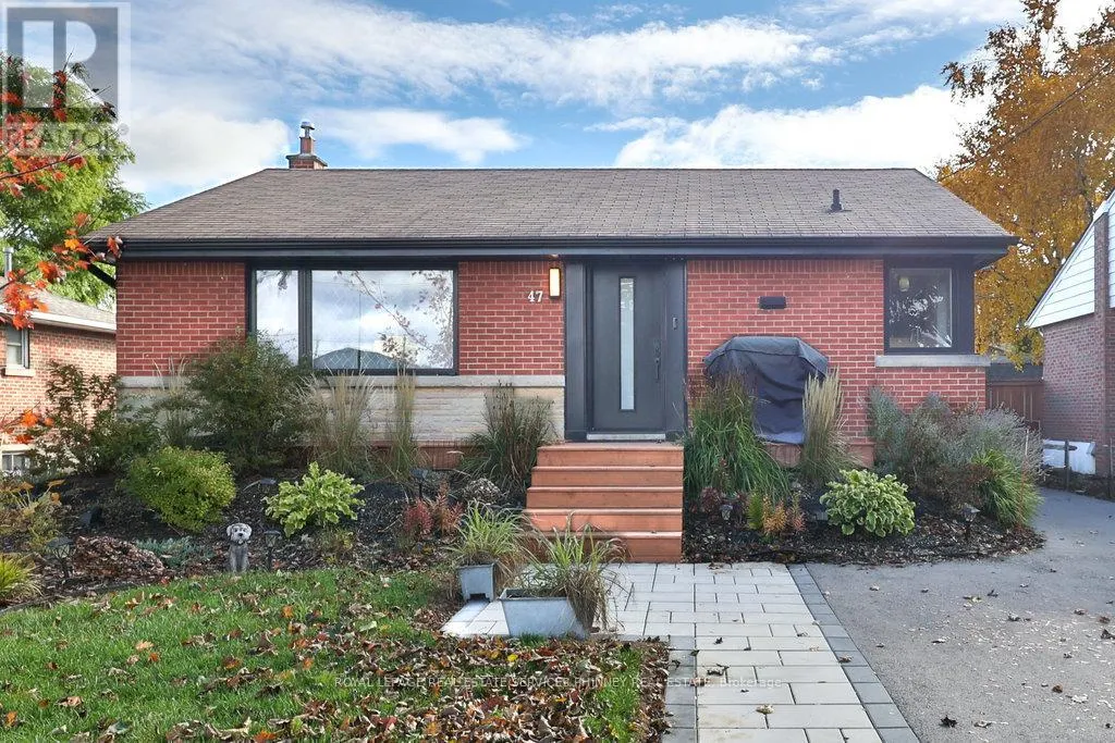 UPPER - 47 CASTLEFIELD DRIVE