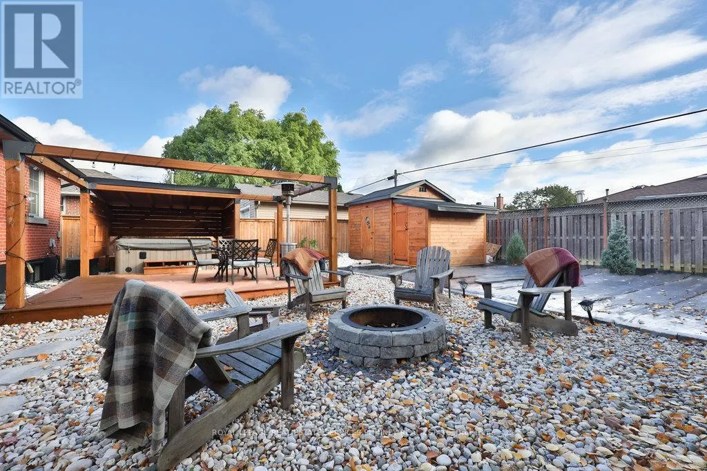 UPPER - 47 CASTLEFIELD DRIVE