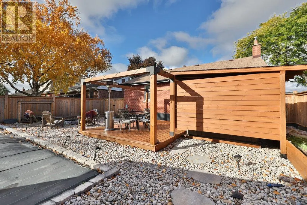 UPPER - 47 CASTLEFIELD DRIVE