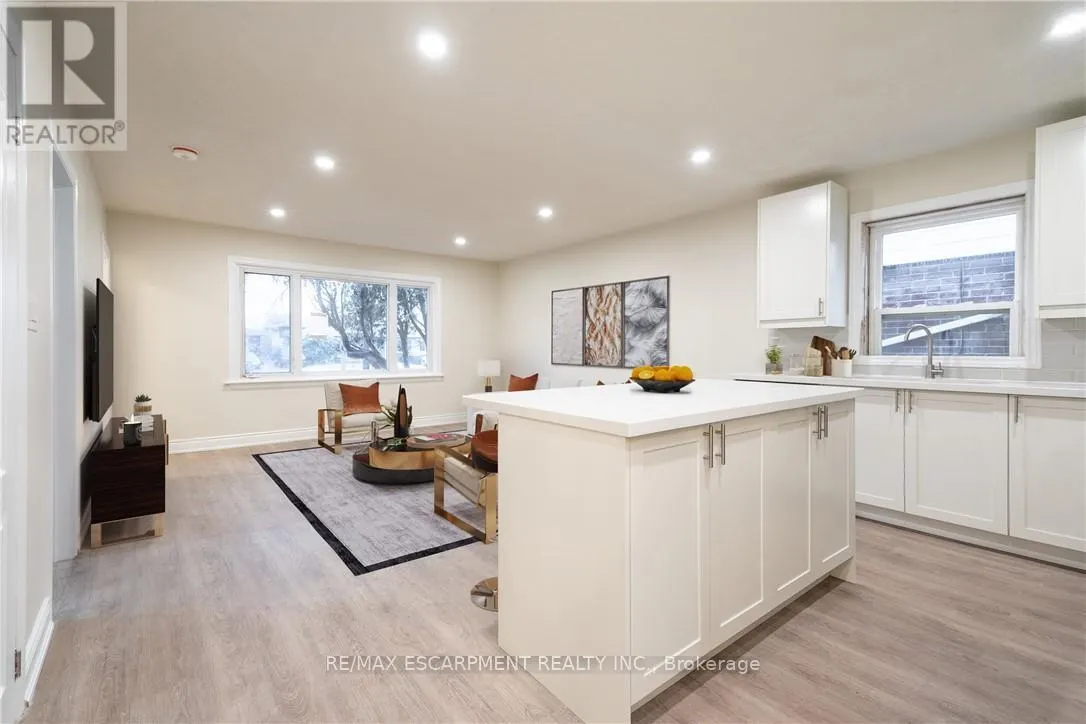 130 WEST 34TH STREET