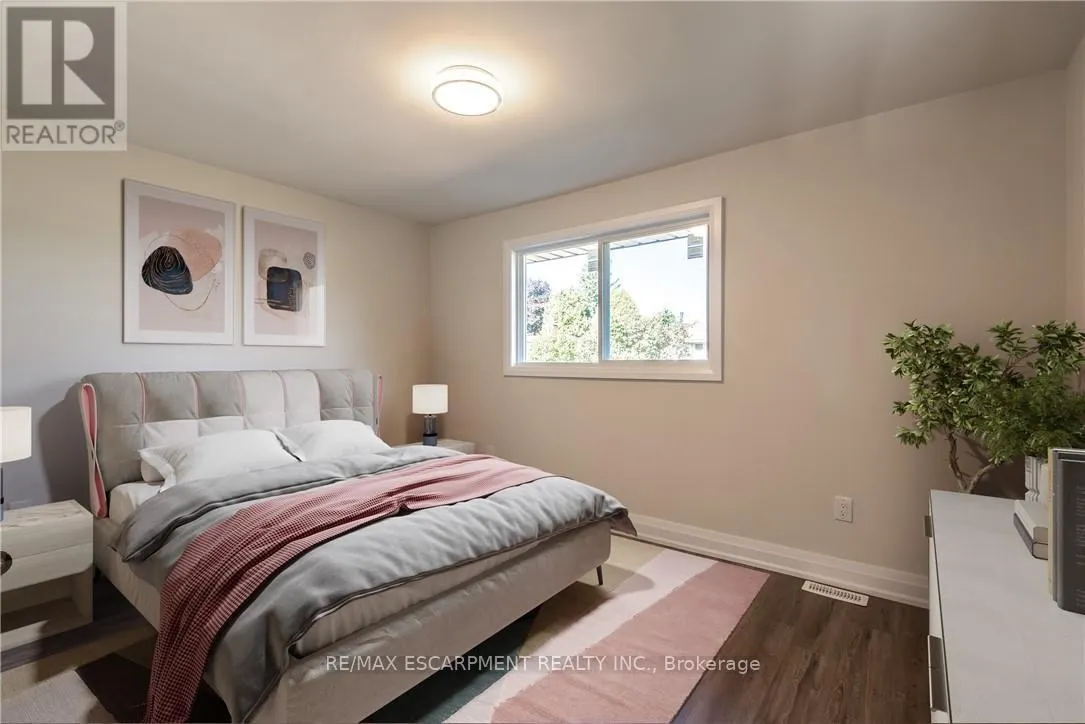 130 WEST 34TH STREET