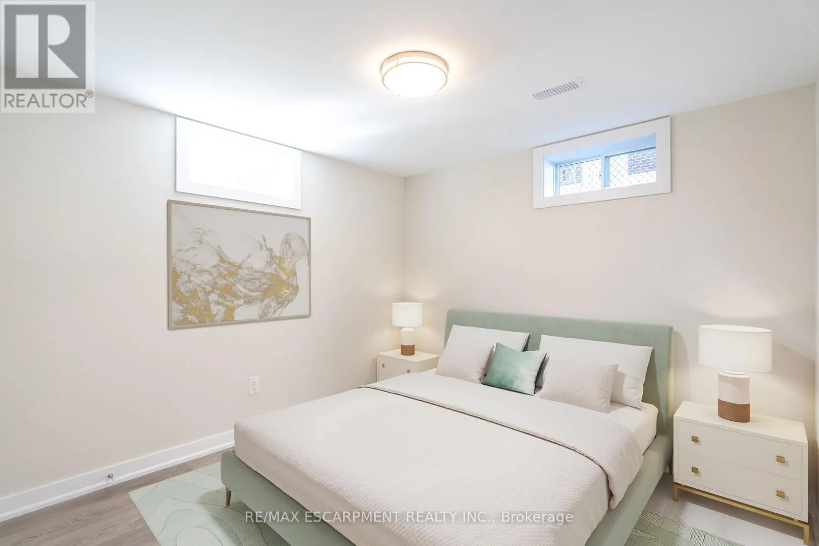 130 WEST 34TH STREET