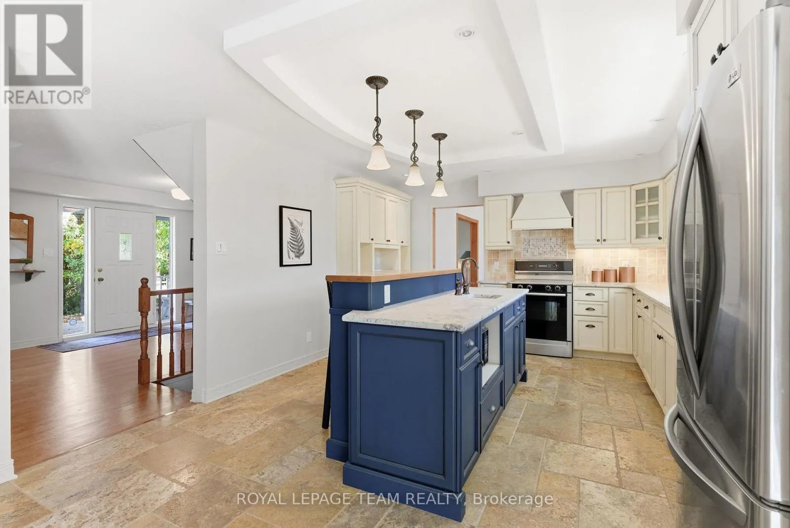 1102 CINDY HILL CRESCENT