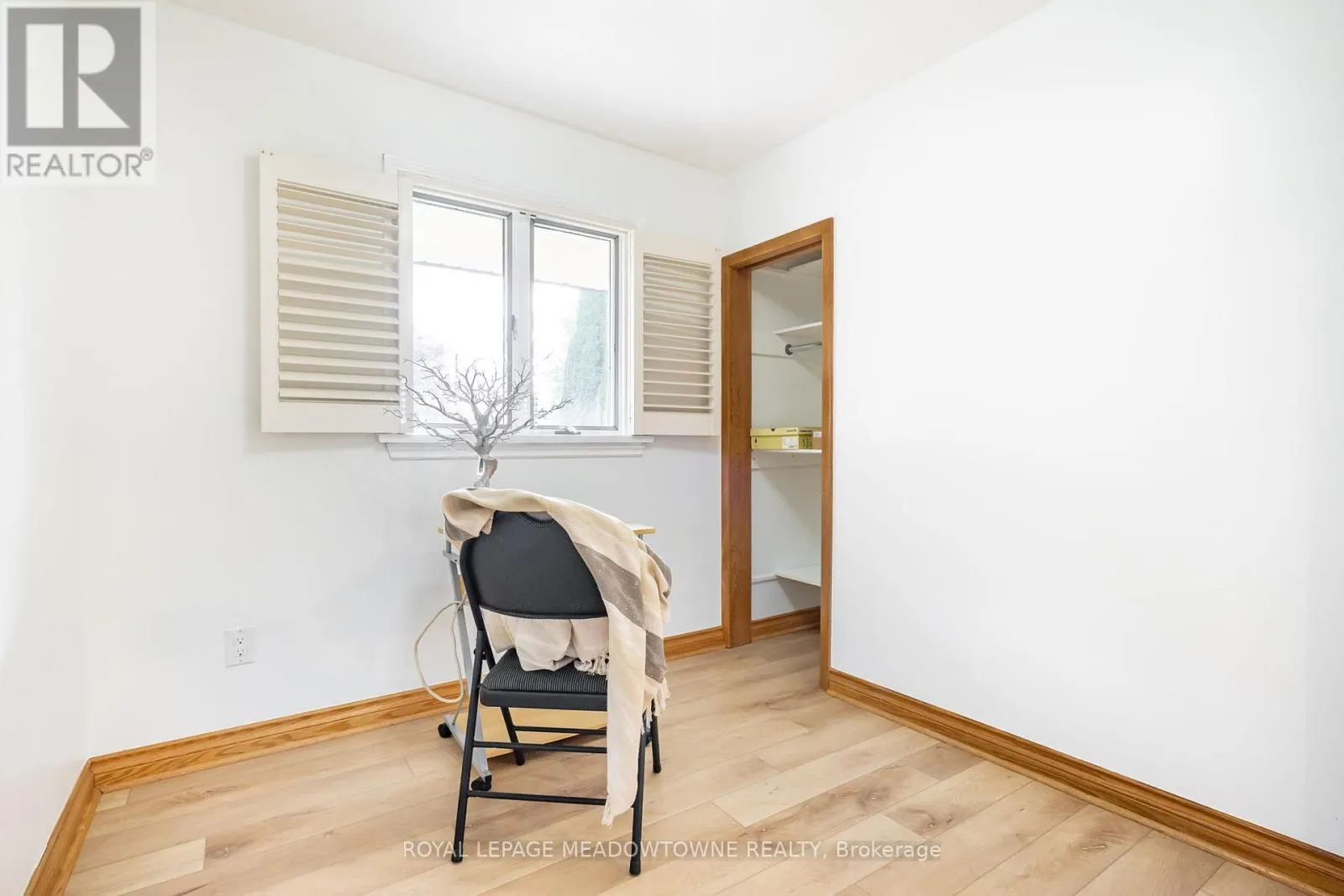 6256 BALMORAL AVENUE