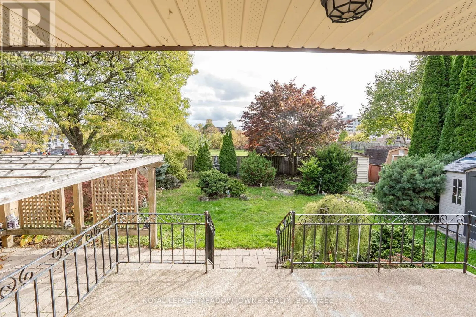 6256 BALMORAL AVENUE