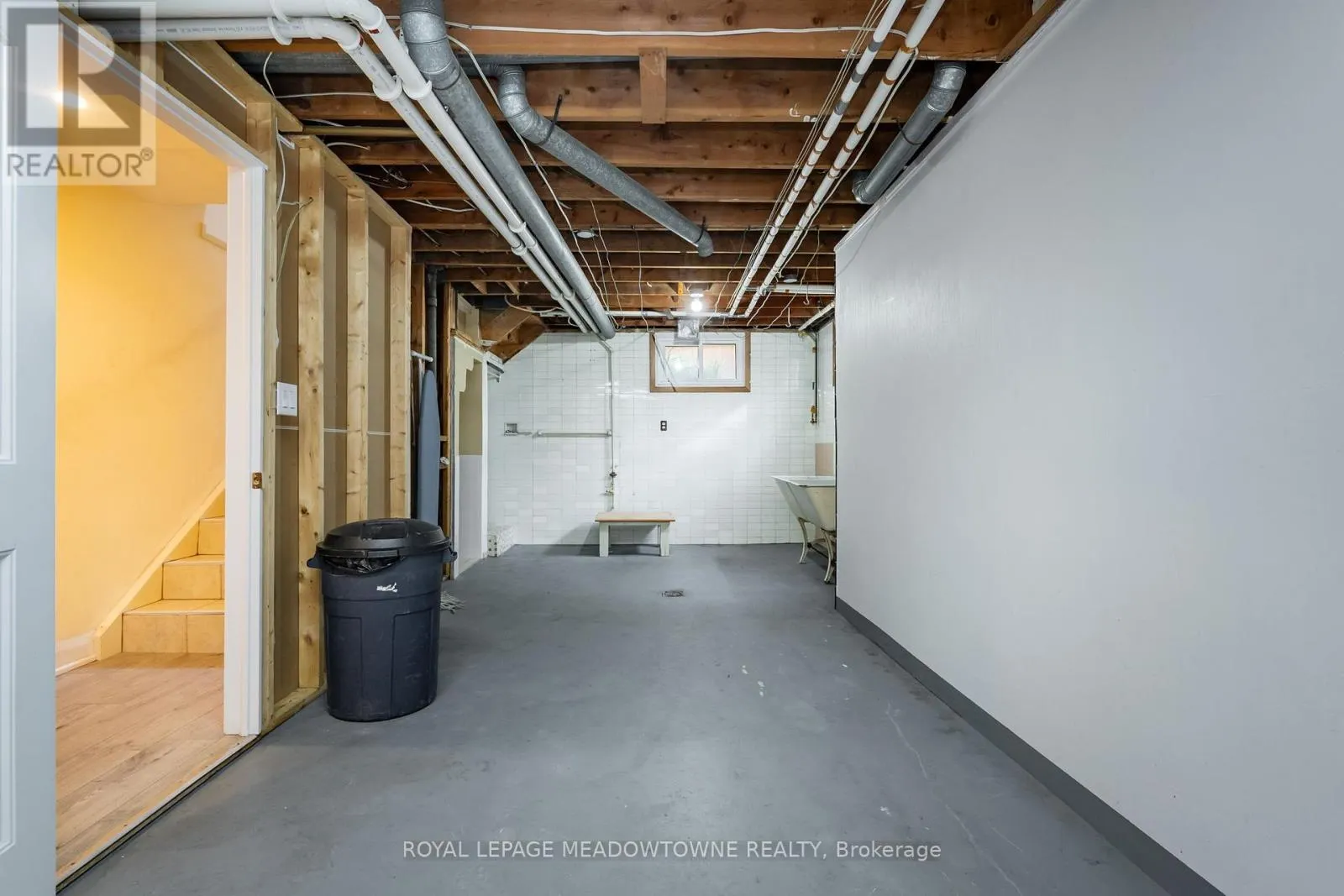 6256 BALMORAL AVENUE