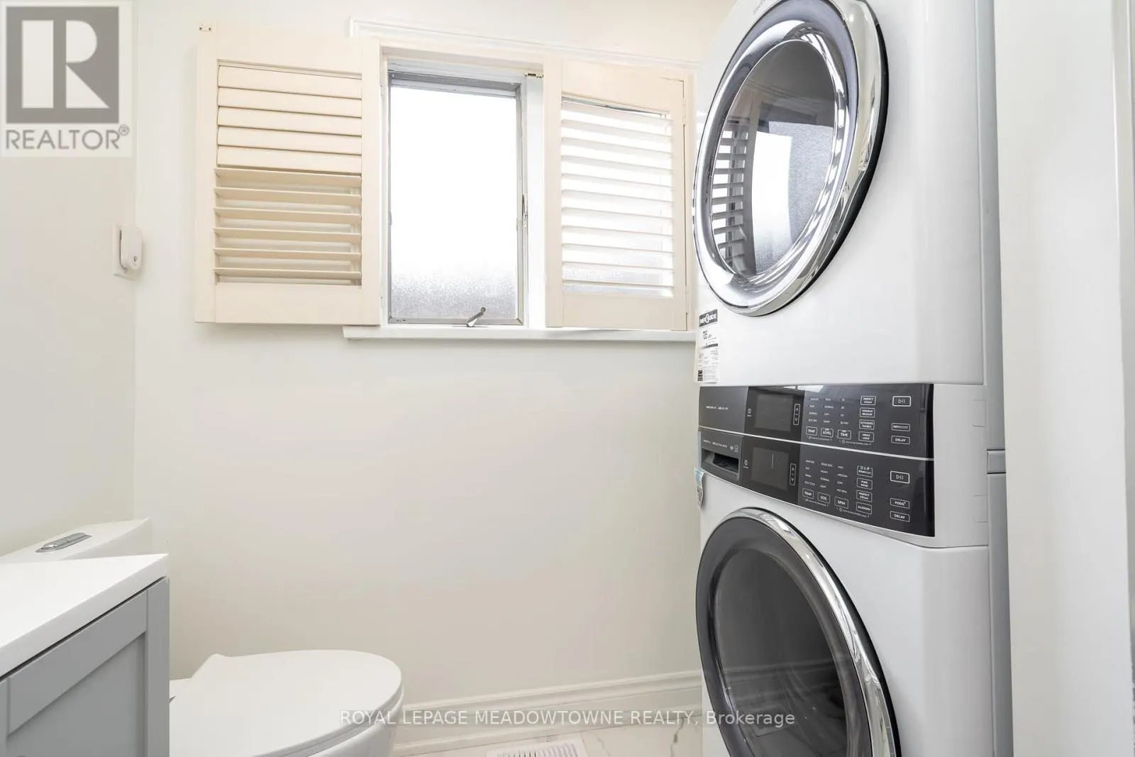 6256 BALMORAL AVENUE