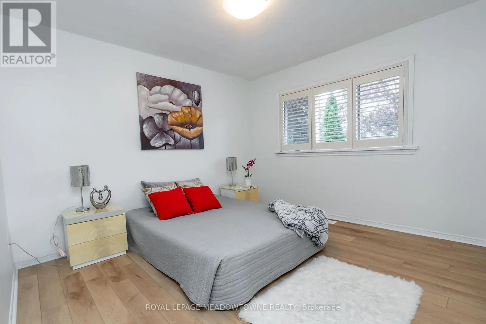 6256 BALMORAL AVENUE