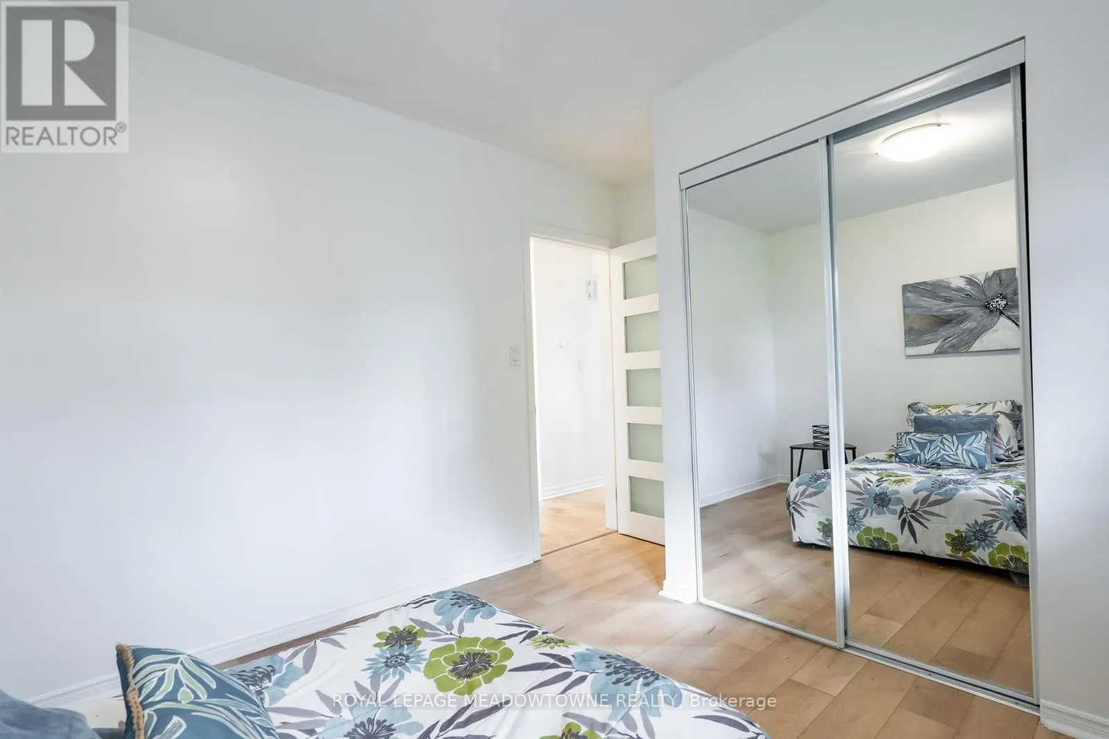 6256 BALMORAL AVENUE