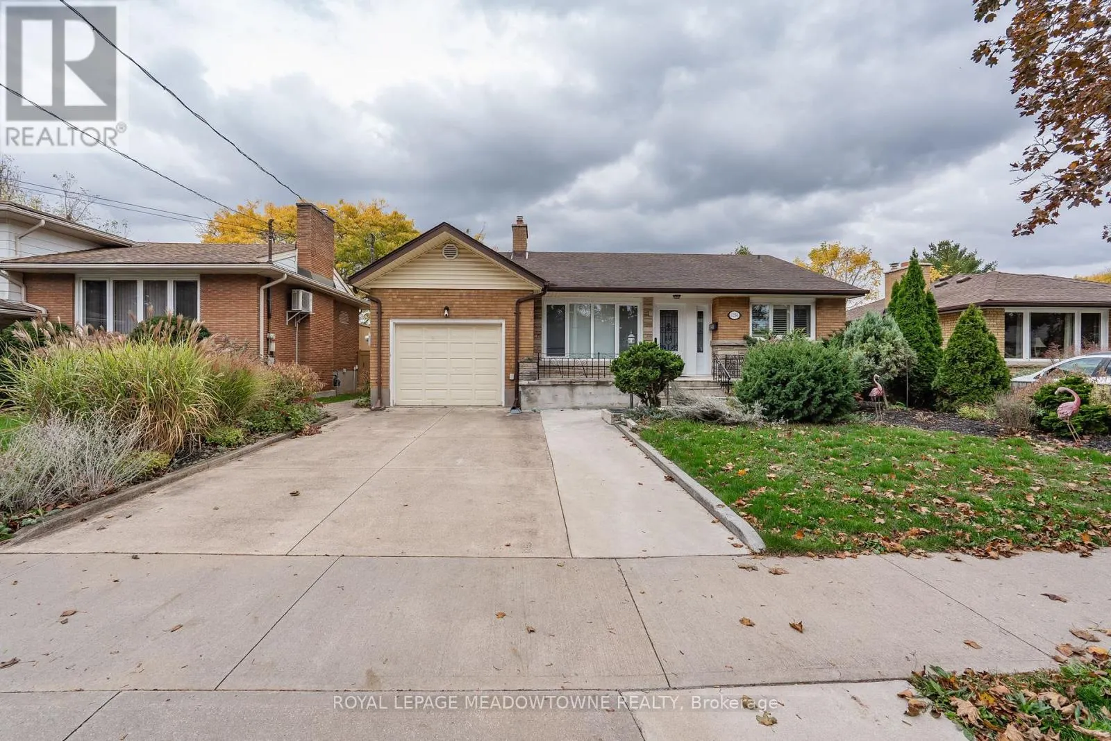 6256 BALMORAL AVENUE