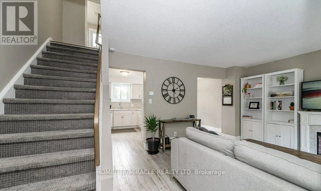 159 OLD CARRIAGE DRIVE