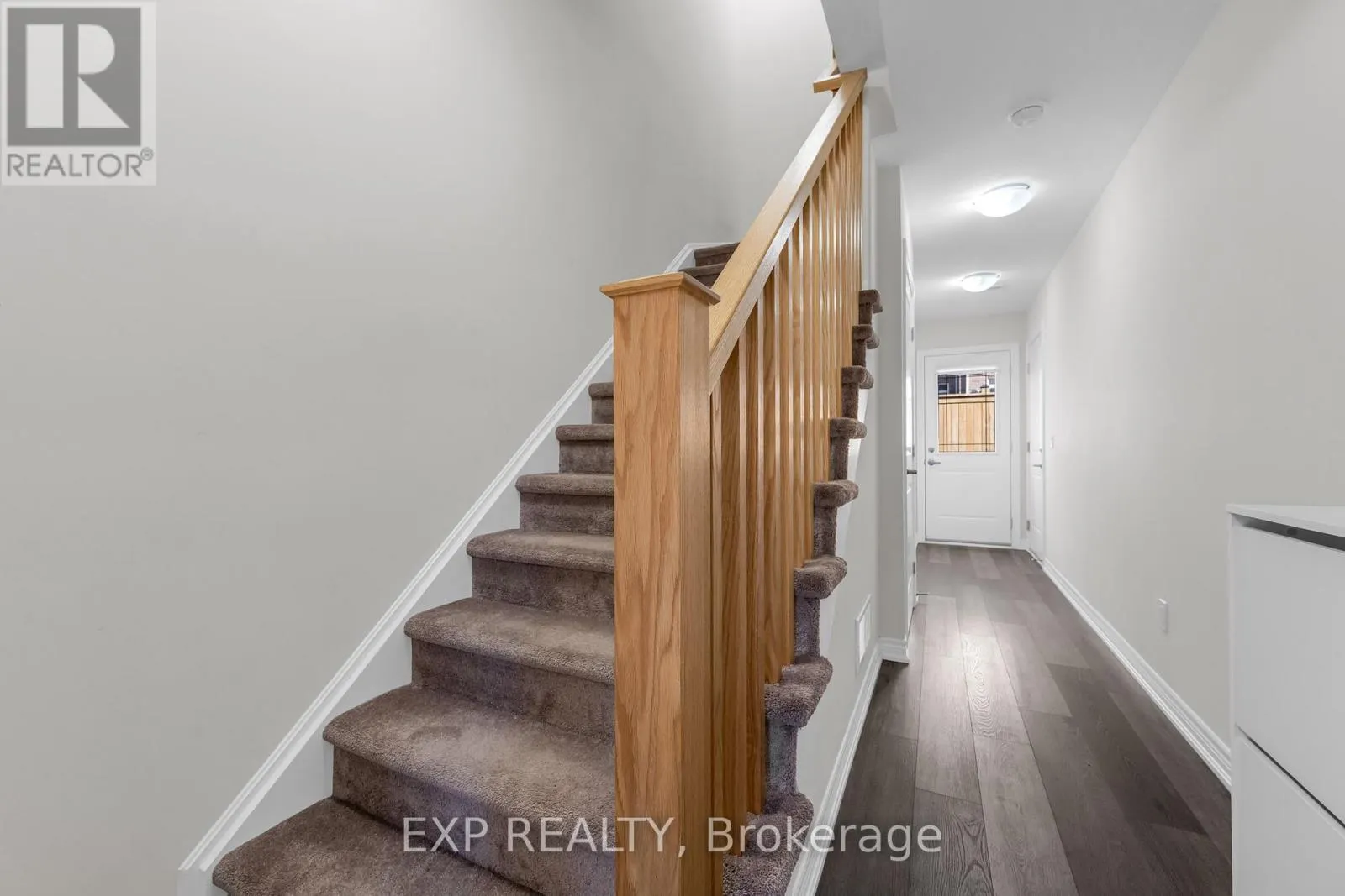 15 - 19 PICARDY DRIVE