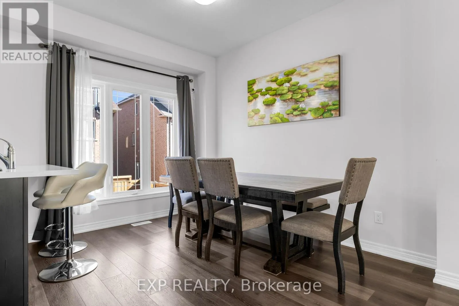 15 - 19 PICARDY DRIVE