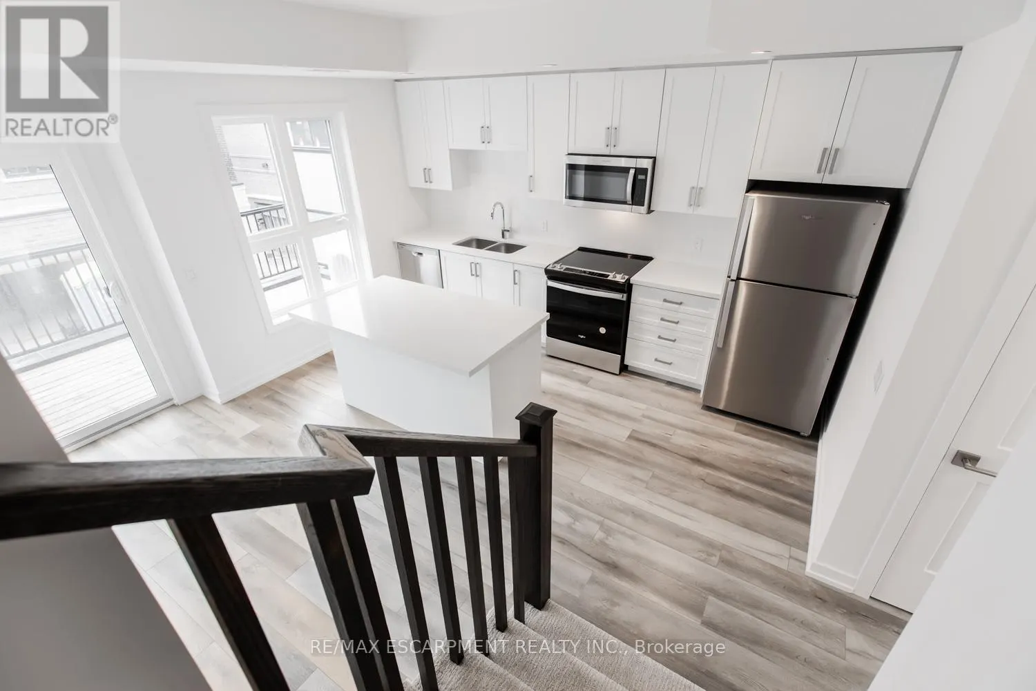 16 - 70 KENESKY DRIVE