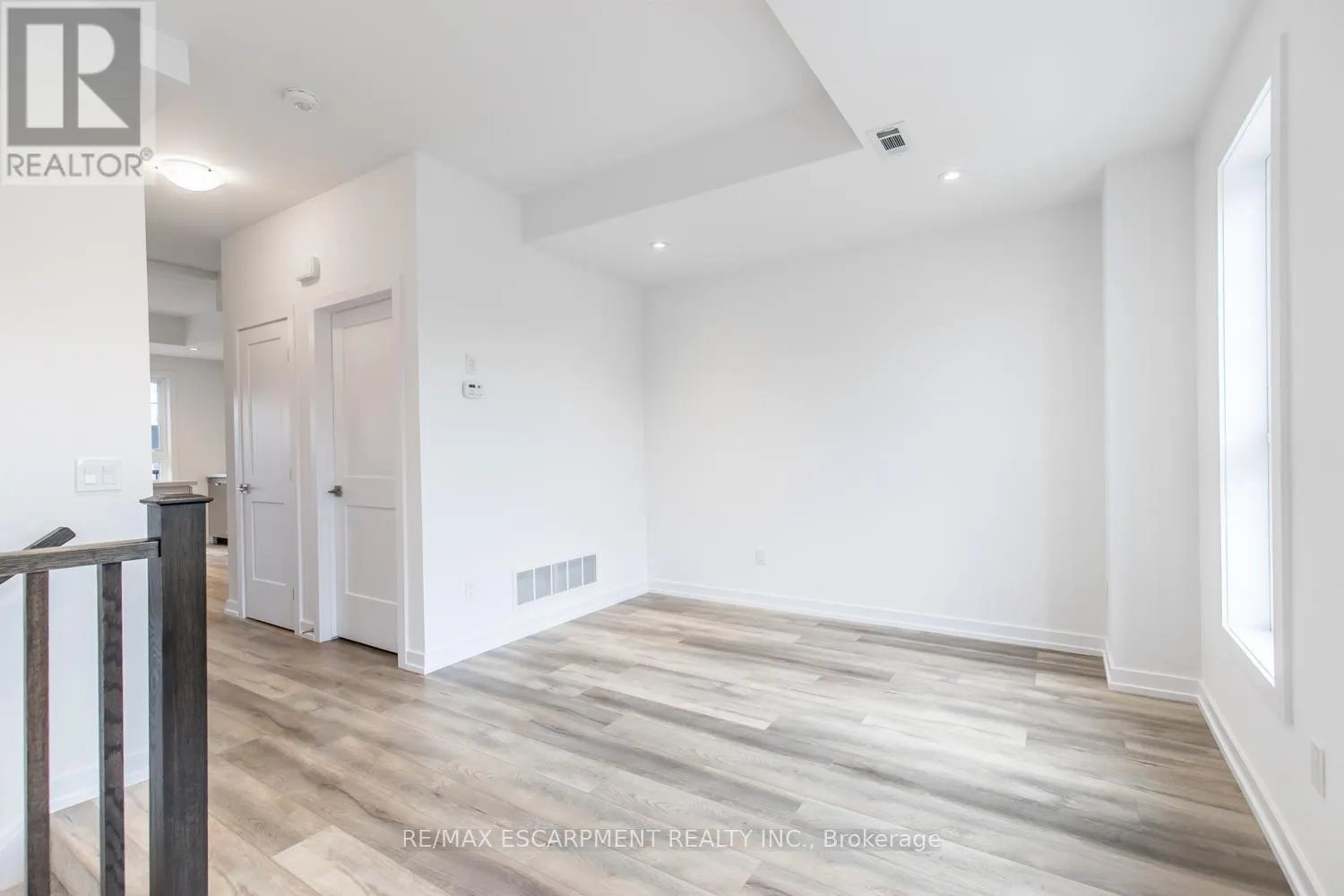 16 - 70 KENESKY DRIVE