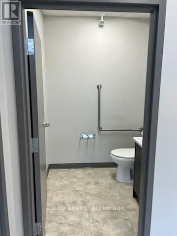 16-17 - 2045 20TH AVENUE E, #16-17