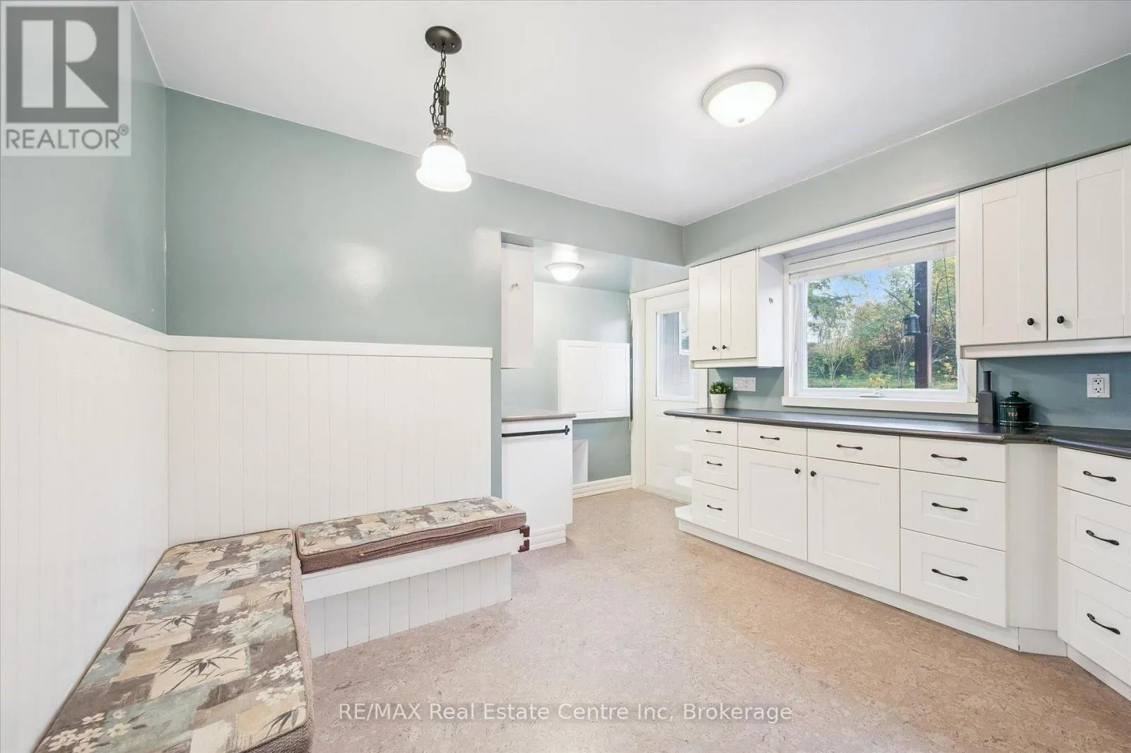 500 WATSON PARKWAY S