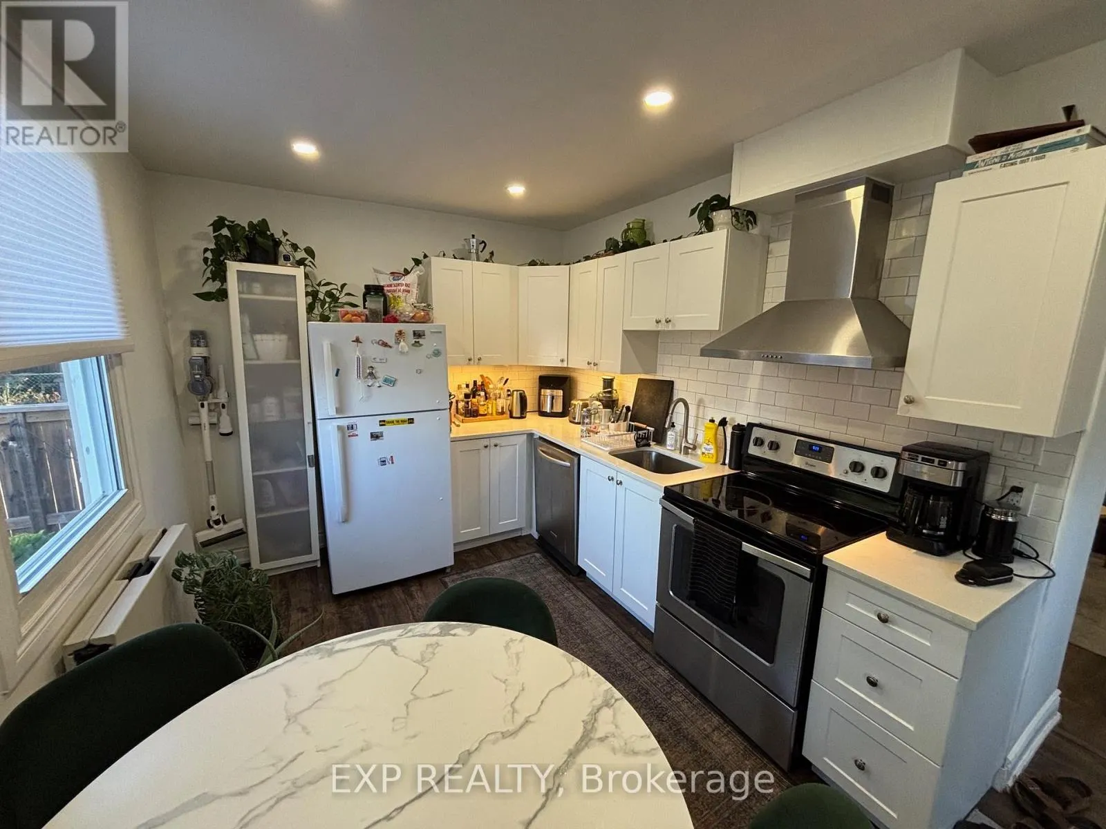 MAIN - 163 WENTWORTH STREET N