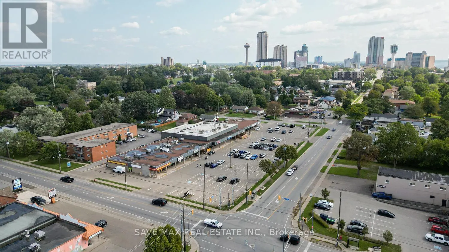 4 - 466 MERRITT STREET