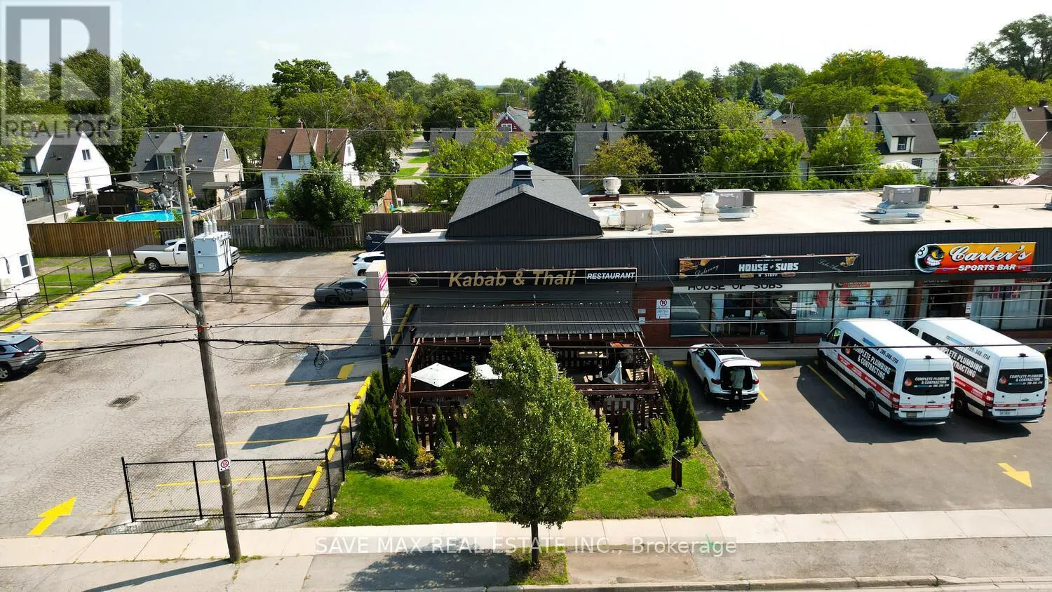 4 - 466 MERRITT STREET