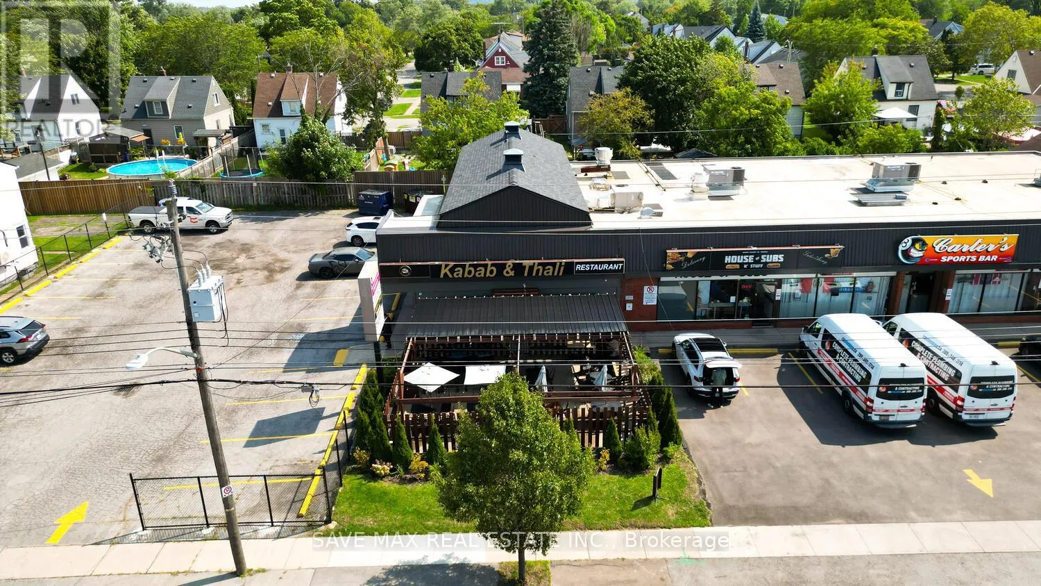 4 - 466 MERRITT STREET