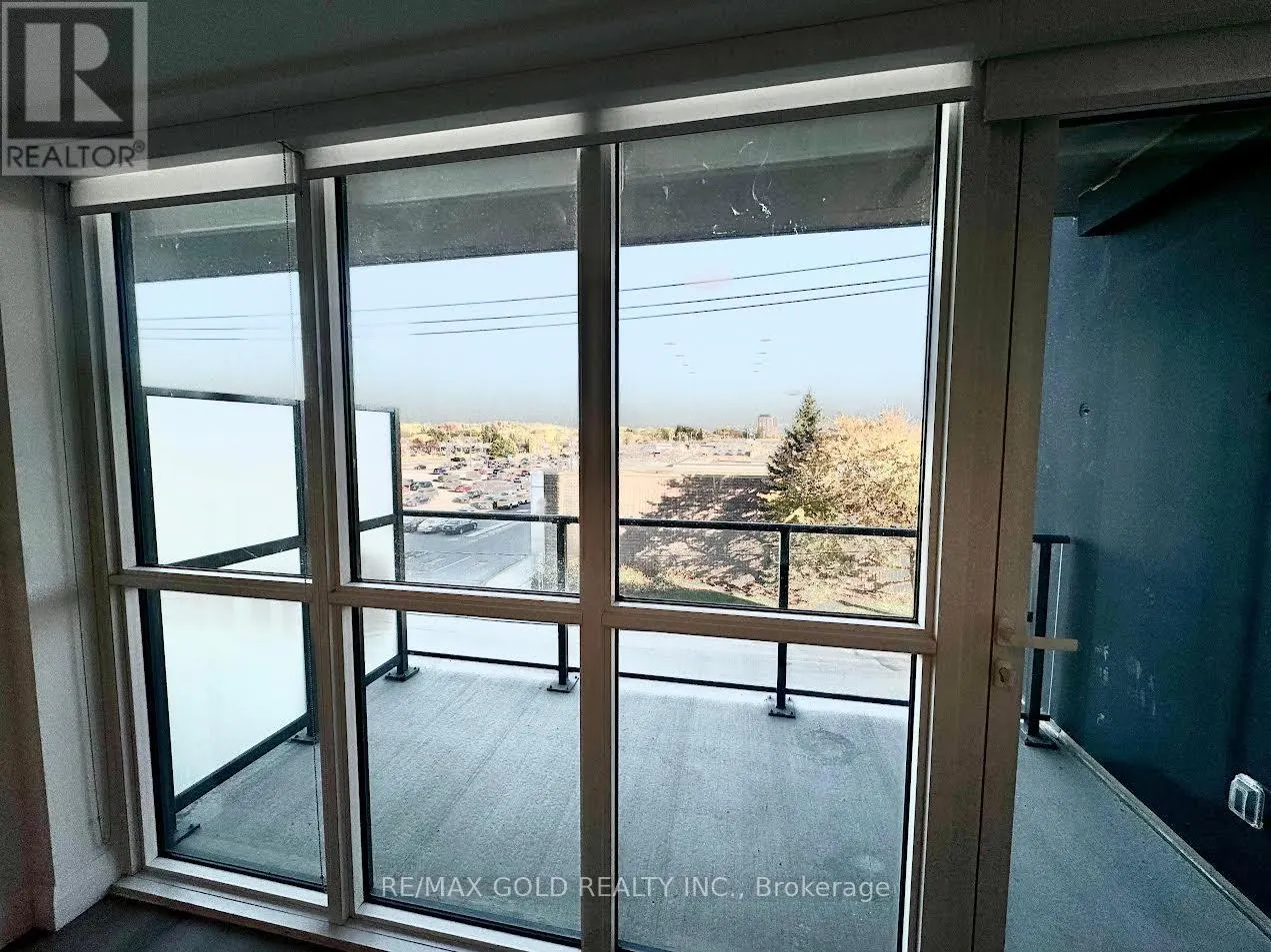 303 - 1333 WEBER STREET E