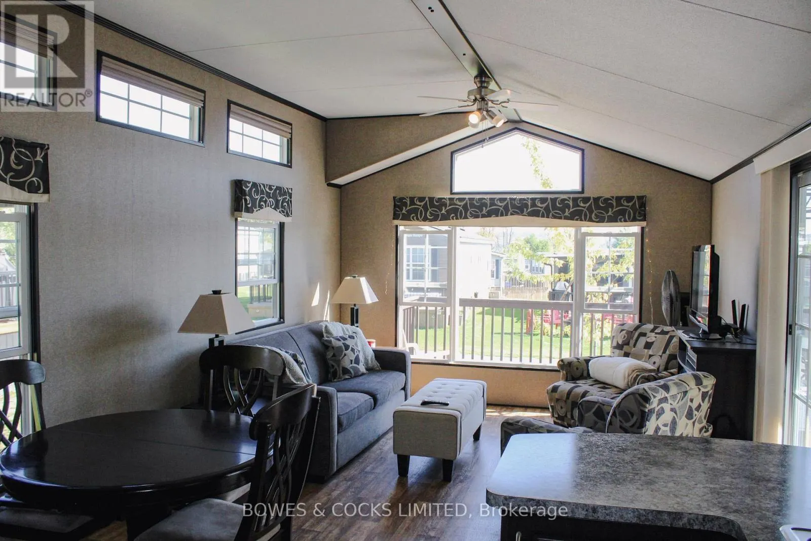 LAW 14 - 1235 VILLIERS LINE, #LAW 14